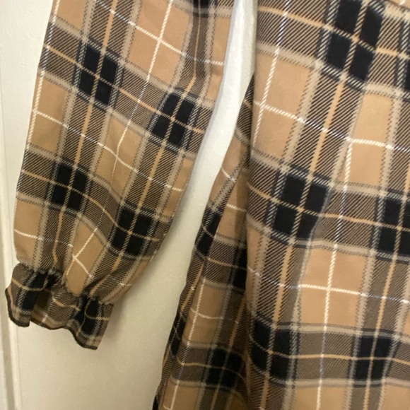 New plaid dress - Picture 4 of 4